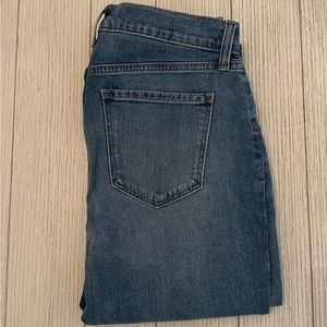 Women’s Old Navy Boyfriend Mid-Rise Jeans, size 4
